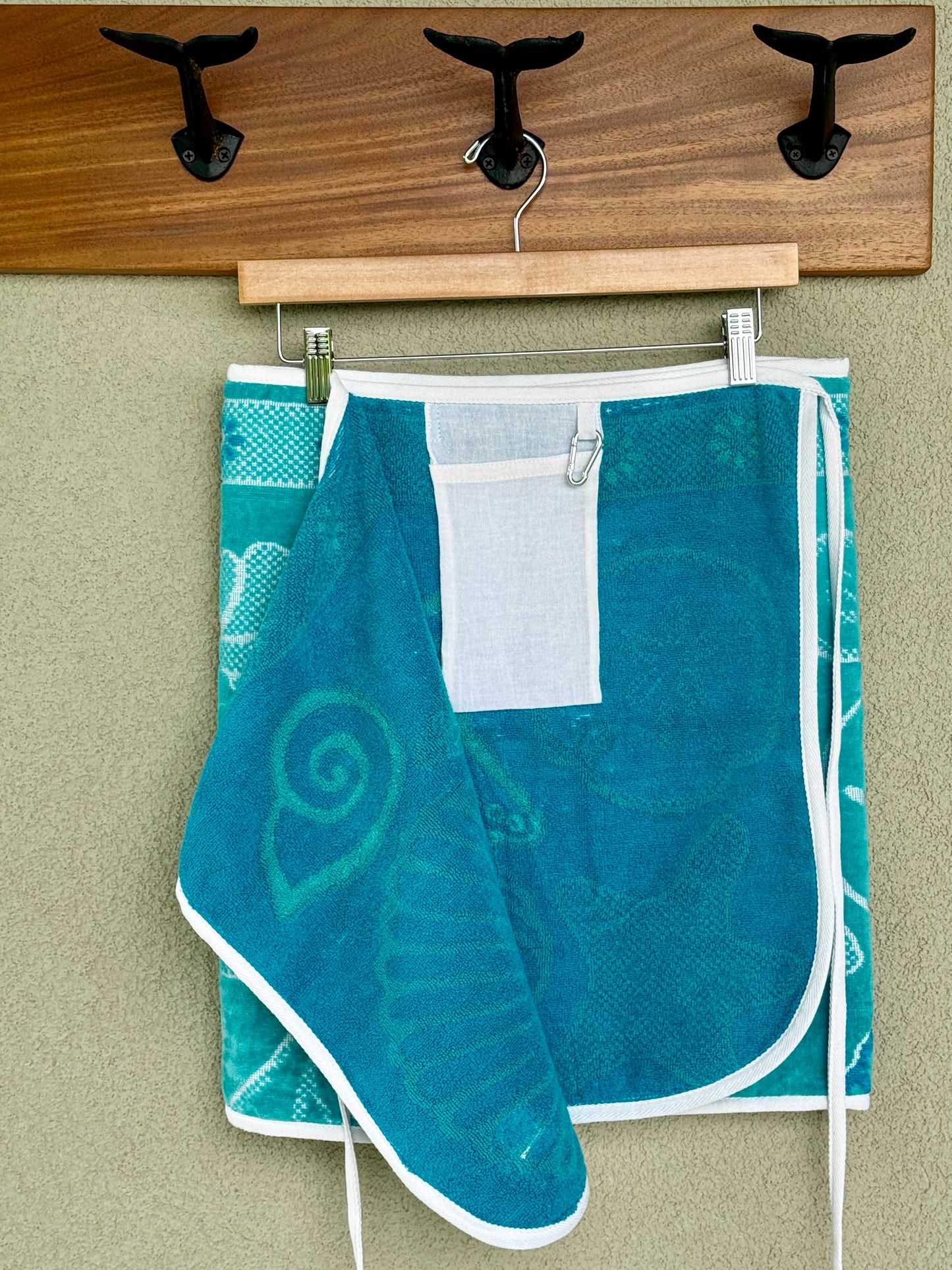 042 Teal Shells (Extra Long Large)