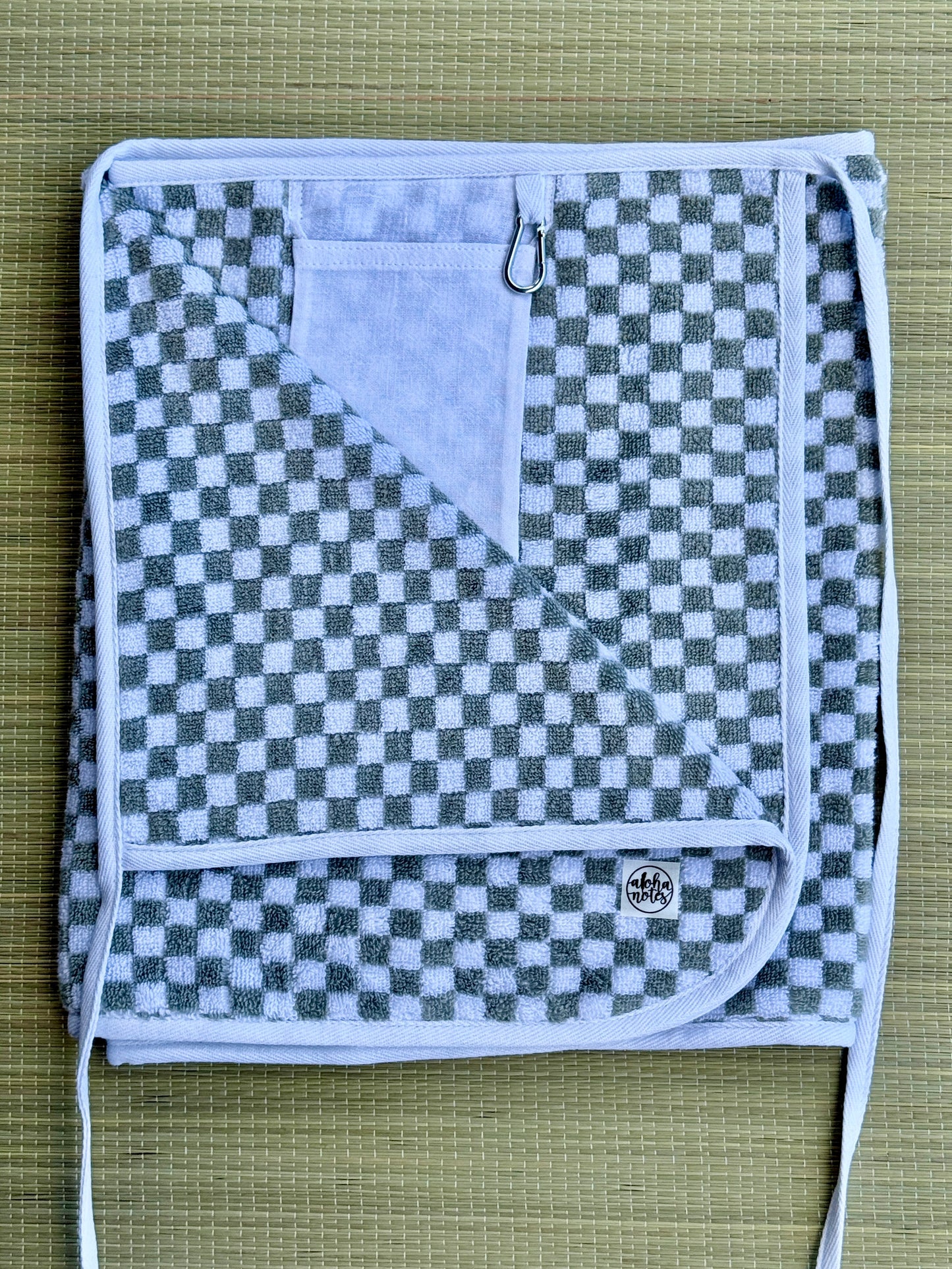045 Sage and white checkered (S)
