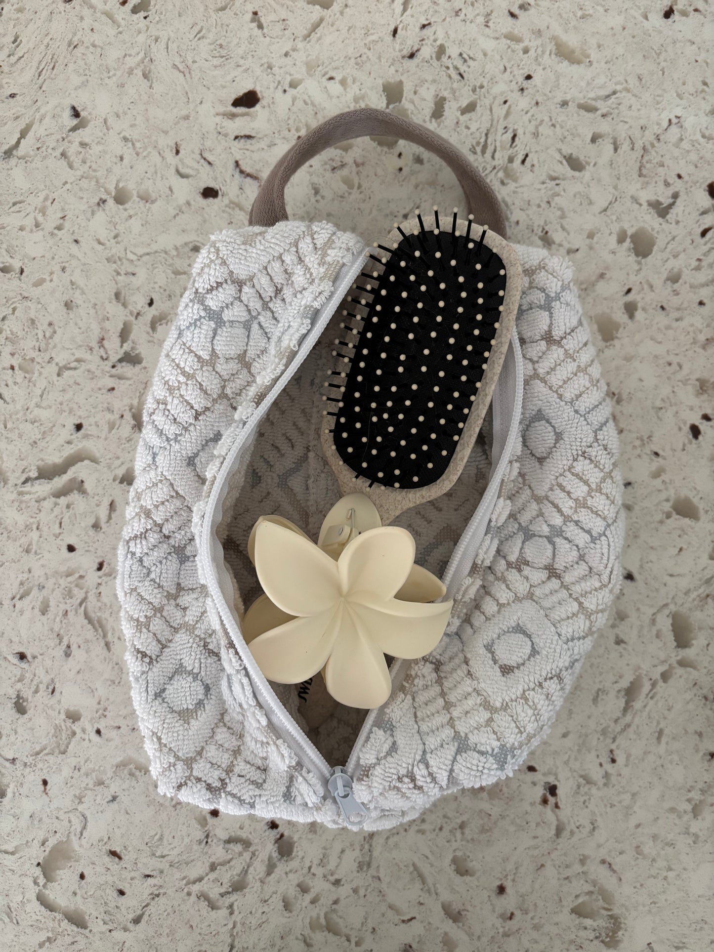 TB005 White Geometric Towel Bag