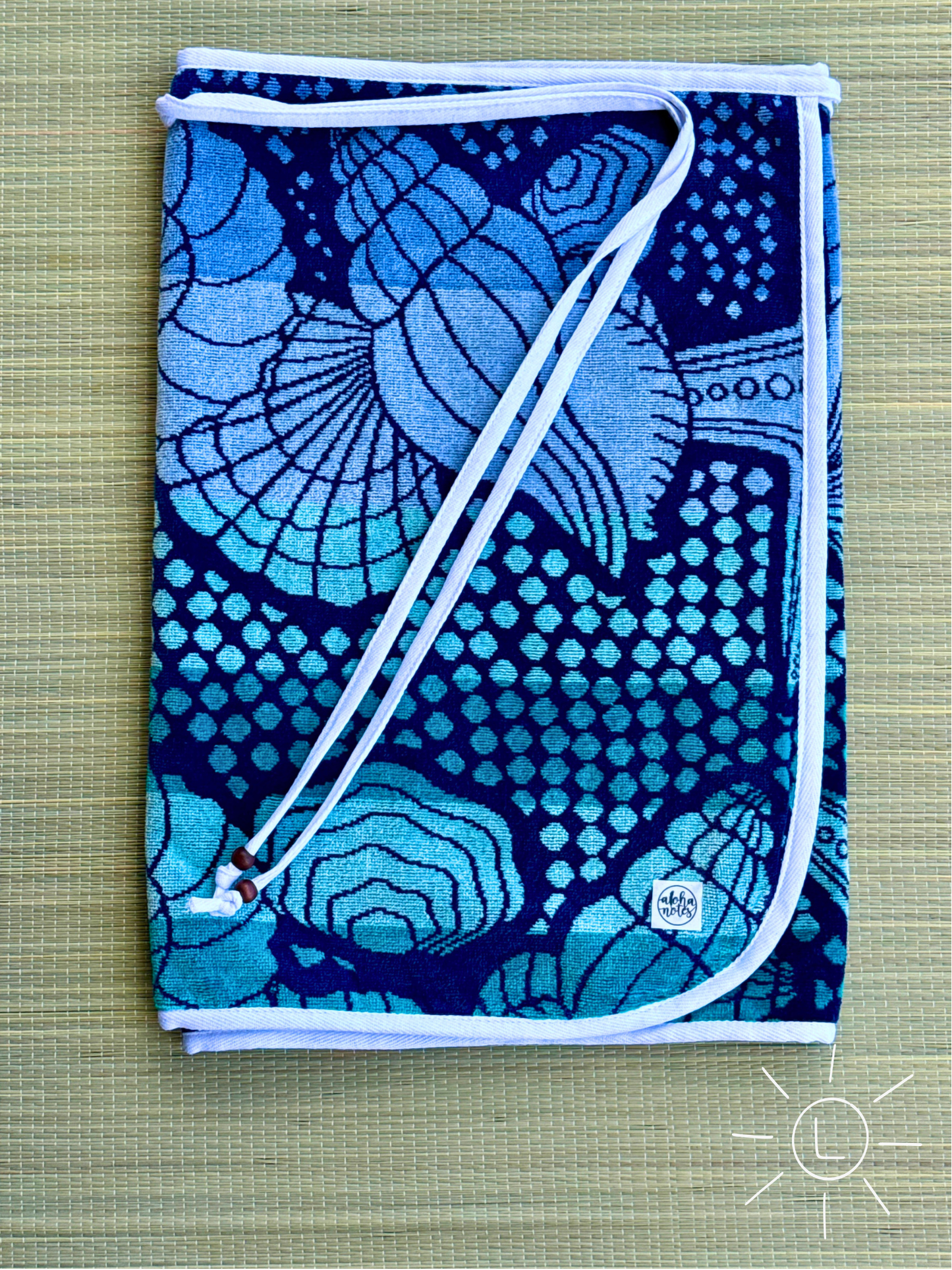054 Navy, Blues Seashells (L)